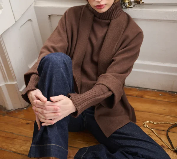MICHELLE BELAU